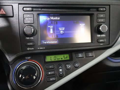 Used 2012 Toyota Prius C image 27