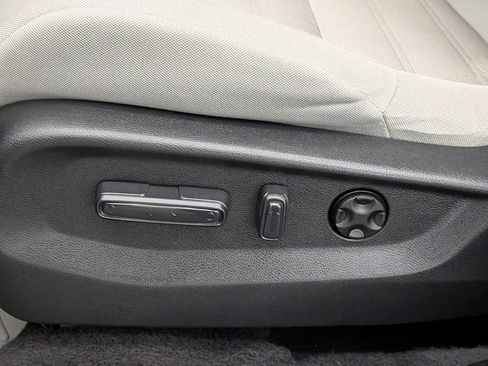 Used 2021 Honda CR-V EX image 18