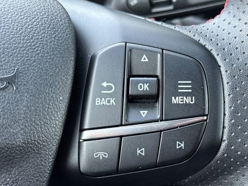 Used 2025 Ford Escape ST-Line FWD image 39