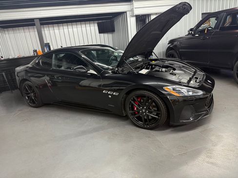 Used 2018 Maserati GranTurismo Sport RWD image 22