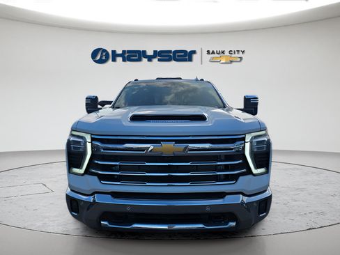 Certified 2025 Chevrolet Silverado 3500 LTZ w/ LTZ Convenience Package AWD/4WD image 8