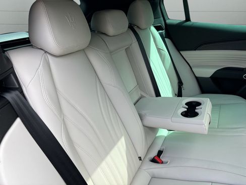 New 2024 Maserati Grecale GT image 25