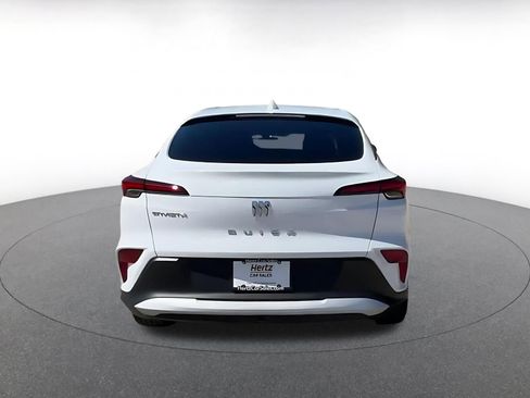 Used 2025 Buick Envista Preferred image 12