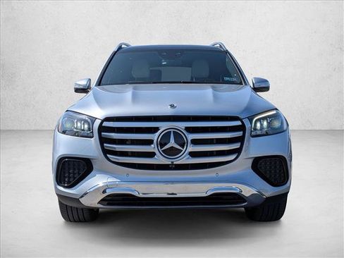 Certified 2024 Mercedes-Benz GLS 450 4MATIC image 2