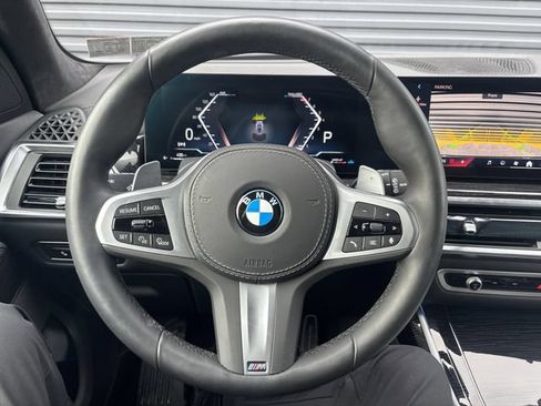 Used 2026 BMW X7 xDrive40i w/ M Sport Package AWD/4WD image 12