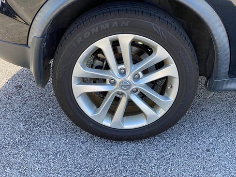 Used 2015 Nissan Juke S FWD image 9
