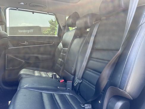 Used 2019 Kia Sorento SX w/ SX Touring Package AWD/4WD image 15