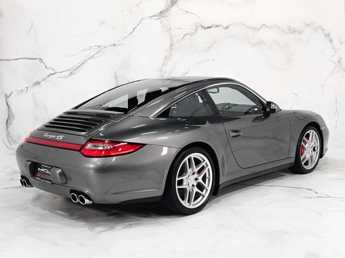 Used 2011 Porsche 911 Targa 4S image 11