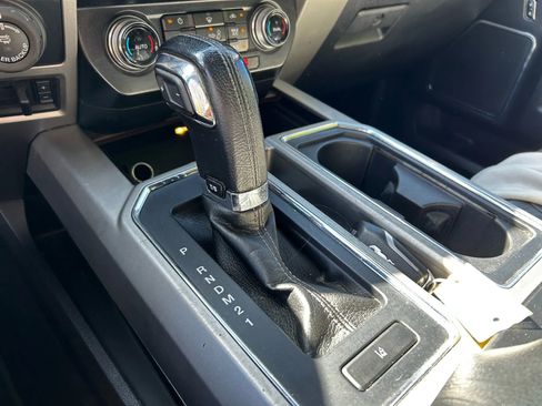 Used 2016 Ford F150 Lariat w/ Equipment Group 502A Luxury image 28