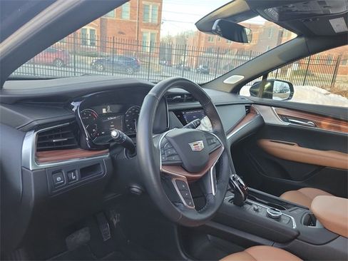 Certified 2023 Cadillac XT5 Premium Luxury image 27