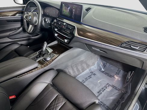 Used 2023 BMW 540i 540i w/ M Sport Package image 28