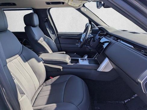 New 2025 Land Rover Range Rover Long Wheelbase SE AWD/4WD image 17