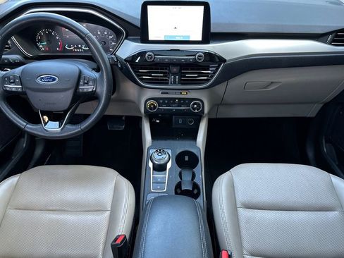 Used 2020 Ford Escape SEL image 13