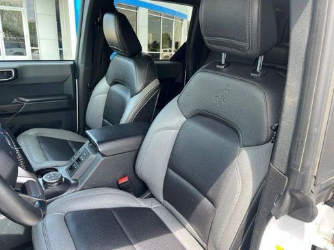 Used 2024 Ford Bronco Black Diamond AWD/4WD image 10