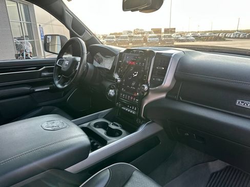 Used 2020 RAM 1500 Laramie AWD/4WD image 32