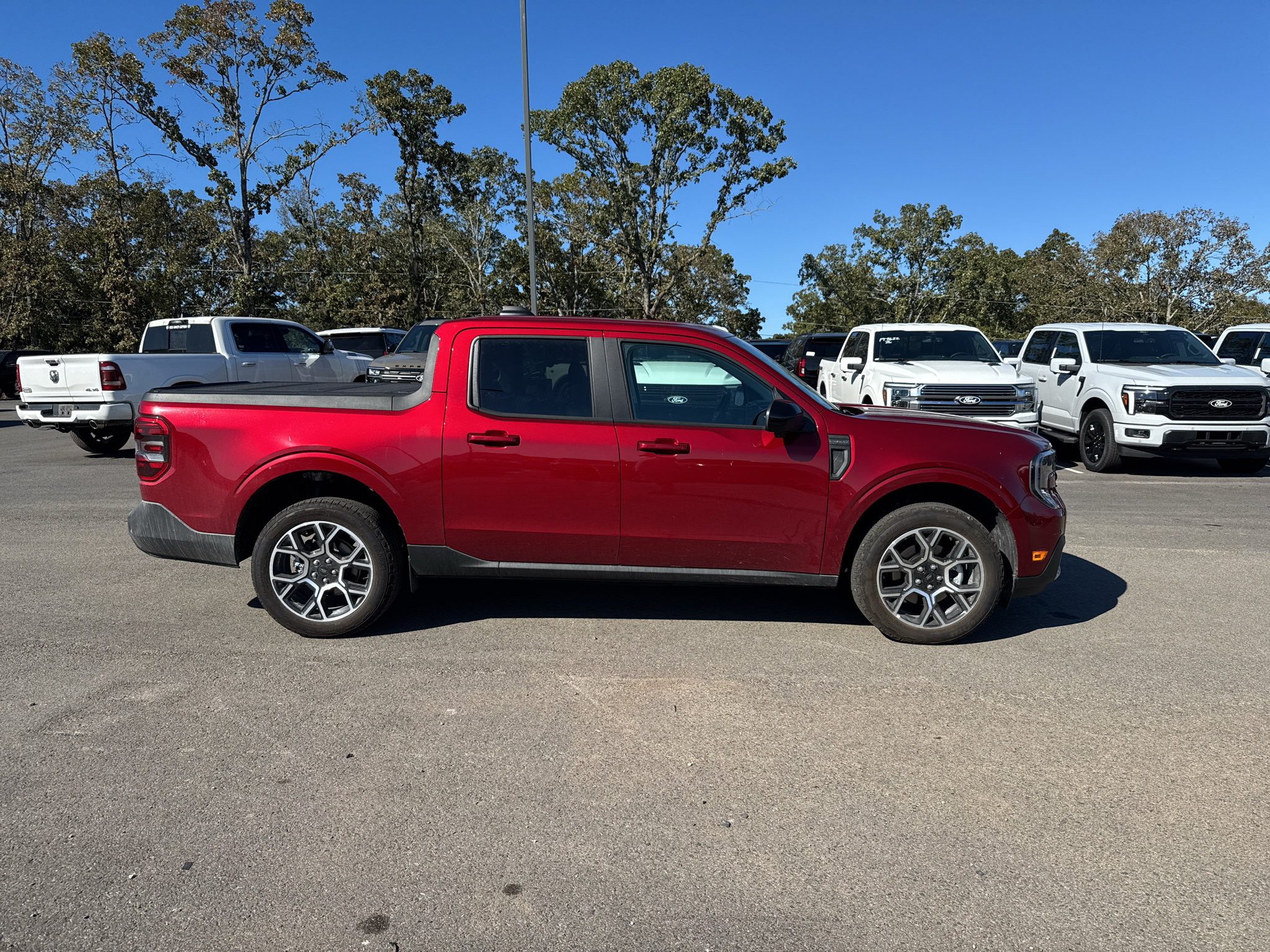 Used 2026 Ford Maverick Lariat AWD/4WD image 4