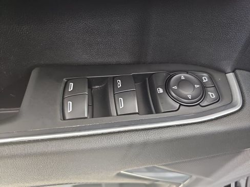 Certified 2024 Chevrolet Silverado 1500 LT AWD/4WD image 32