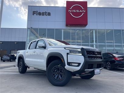 New 2025 Nissan Frontier PRO-4X w/ Pro Convenience Package