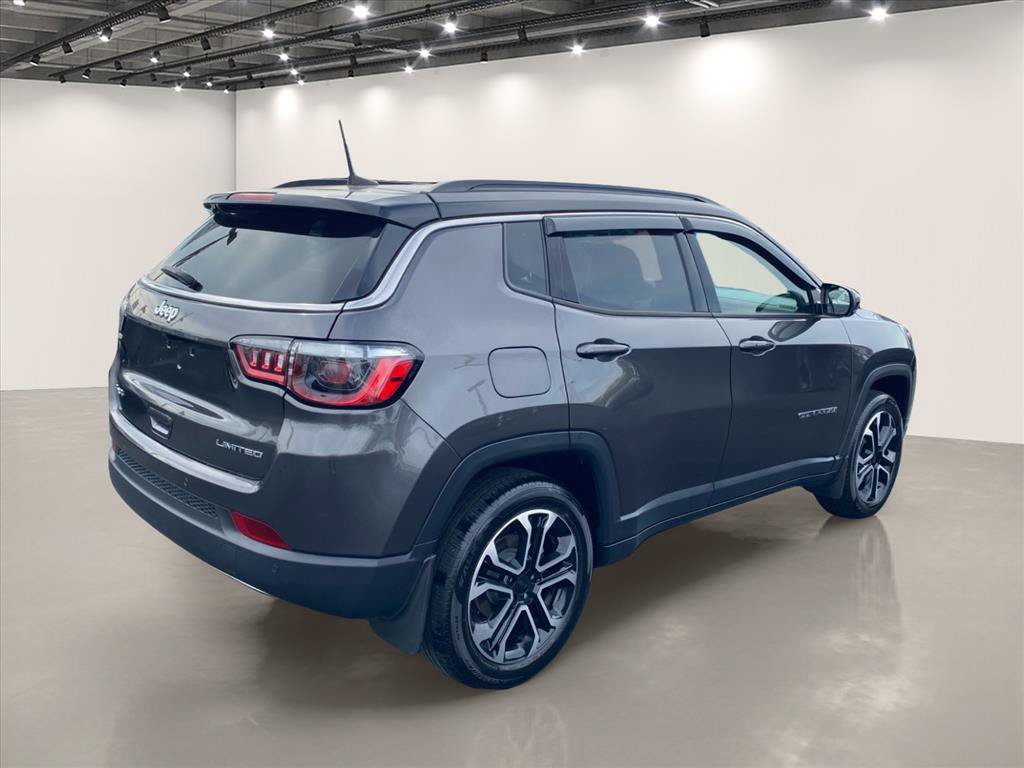 Used 2023 Jeep Compass Limited AWD/4WD image 7