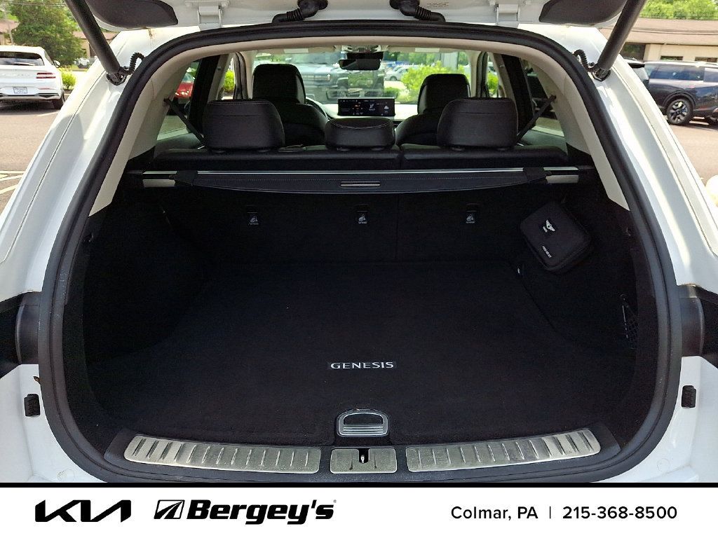 Used 2023 Genesis GV70 2.5T w/ Select Package AWD/4WD image 34