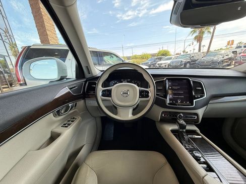 Used 2016 Volvo XC90 T6 Momentum w/ Momentum Plus Package AWD/4WD image 52