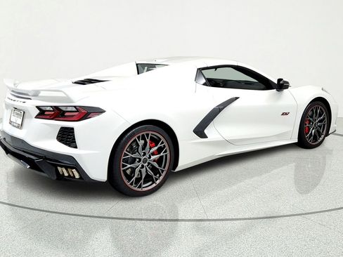 Certified 2023 Chevrolet Corvette Stingray Premium Conv w/ Z51 Performance Package RWD image 5