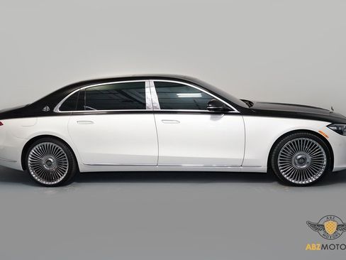 Used 2023 Mercedes-Benz Maybach S 580 Maybach S 580 image 4