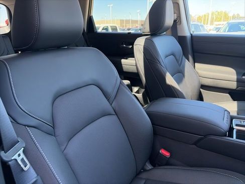 New 2026 Nissan Pathfinder SL image 22