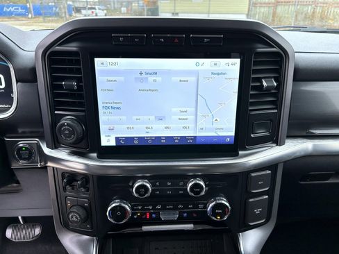 Used 2023 Ford F150 Lariat w/ Equipment Group 502A High image 14