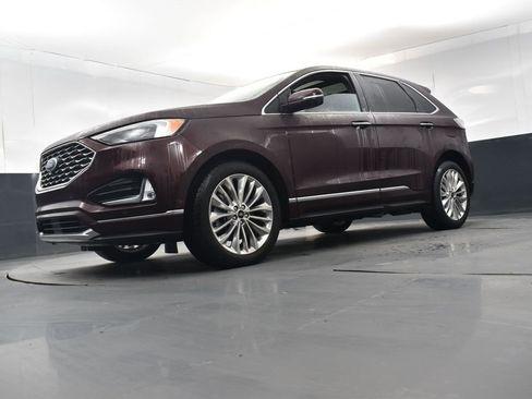 Used 2021 Ford Edge Titanium w/ Equipment Group 301A image 24