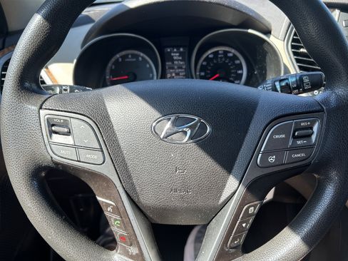 Used 2015 Hyundai Santa Fe Sport FWD image 20