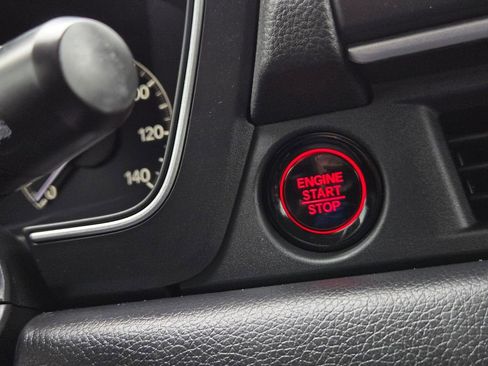 Used 2023 Honda Pilot Touring image 21
