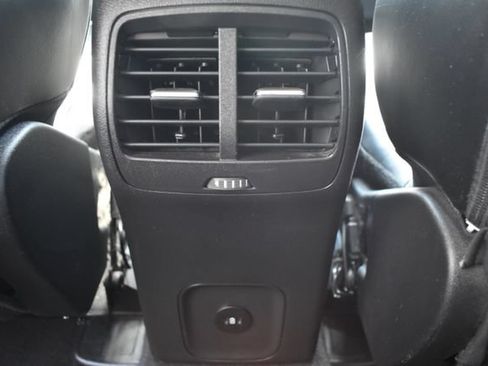 Used 2023 Ford Escape Platinum AWD/4WD image 36