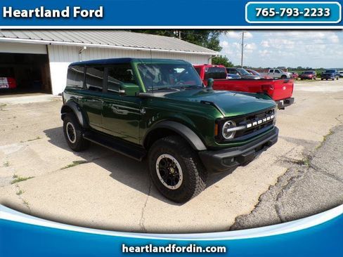 Used 2025 Ford Bronco Outer Banks w/ Sasquatch Package AWD/4WD image 1