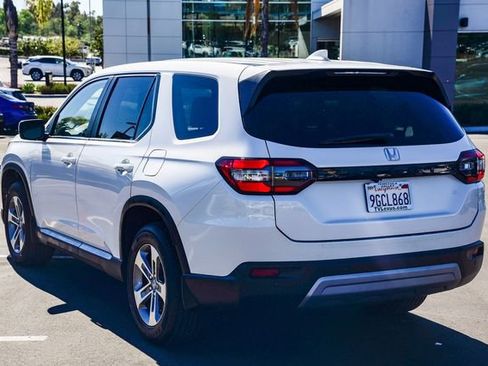 Used 2023 Honda Pilot EX-L image 4