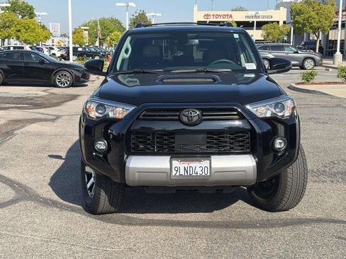 Certified 2024 Toyota 4Runner TRD Off-Road Premium w/ Moonroof Package AWD/4WD image 2