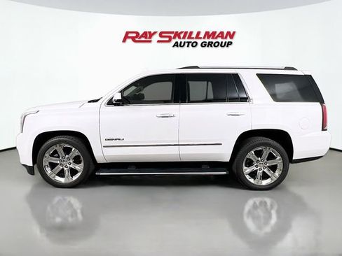 Used 2017 GMC Yukon Denali w/ Open Road Package AWD/4WD image 4