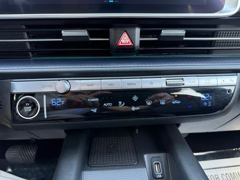 Used 2023 Hyundai Ioniq 6 SEL image 25