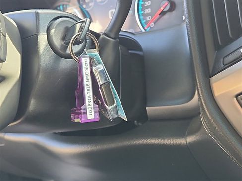 Used 2018 GMC Sierra 1500 Denali image 28