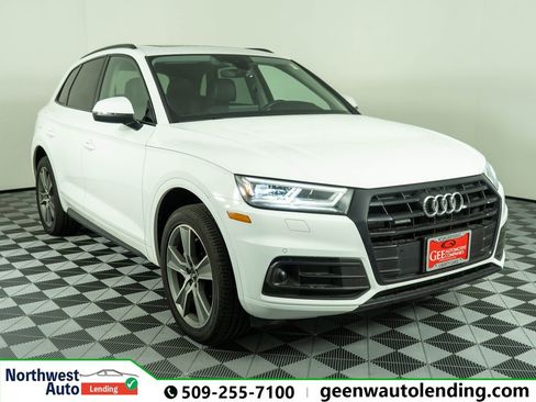 Used 2020 Audi Q5 2.0T Premium Plus image 1