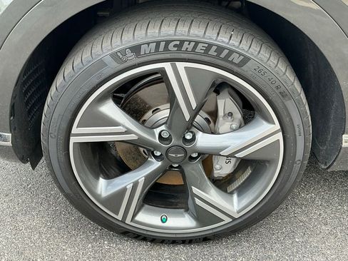 Used 2025 Genesis GV80 2.5T Prestige AWD/4WD image 9