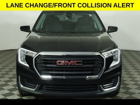 Used 2023 GMC Terrain SLE w/ Driver Convenience Package AWD/4WD image 8