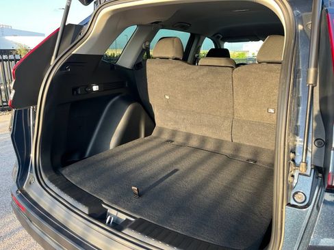Used 2023 Honda CR-V LX image 9