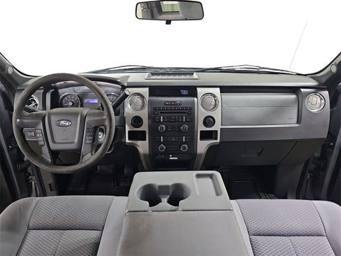 Used 2014 Ford F150 XLT image 11