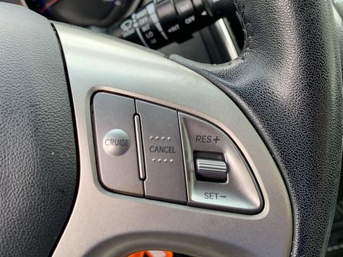 Used 2013 Hyundai Tucson GLS FWD image 23