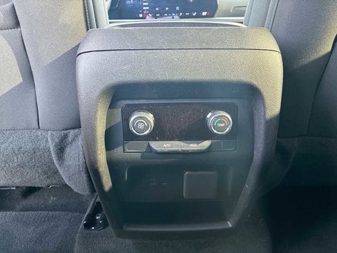 Certified 2024 Chevrolet Traverse LT w/ LPO, Floor Liner Package image 21