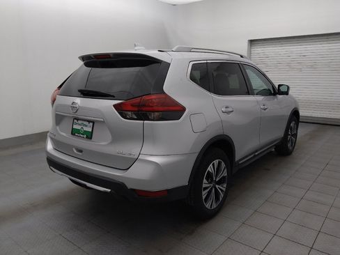 Used 2018 Nissan Rogue SL image 9
