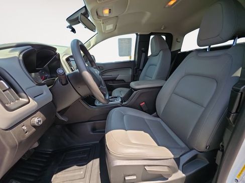 Used 2022 Chevrolet Colorado W/T w/ WT Convenience Package RWD image 9