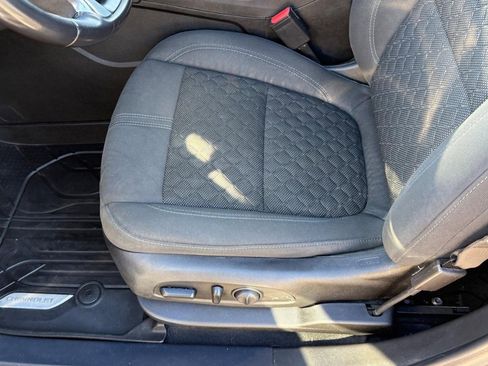 Used 2020 Chevrolet Blazer LT image 15