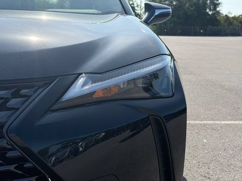 New 2026 Lexus UX 300h FWD image 9